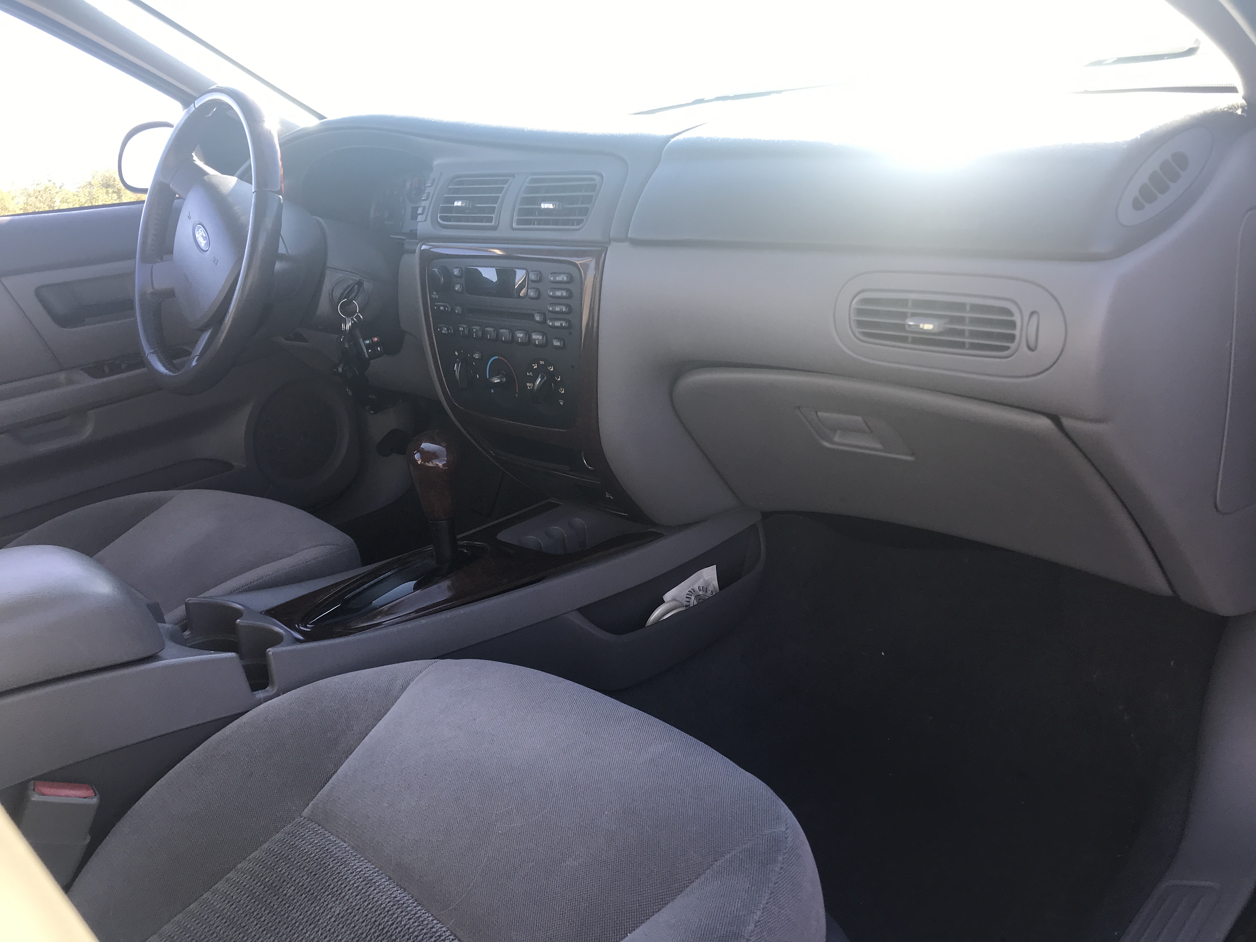 2005 Ford Taurus S Comfort Wagon — photo 19
